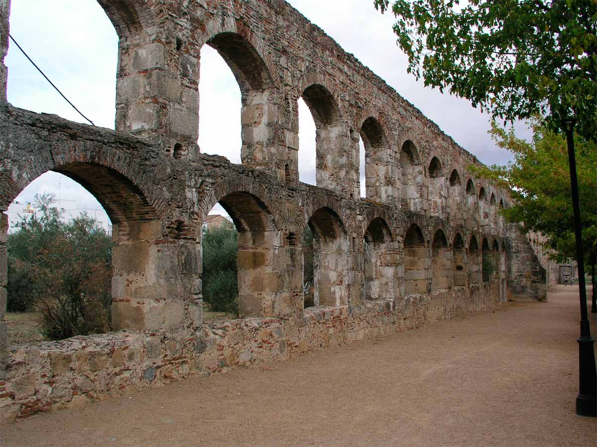 Acueducto de San Lázaro